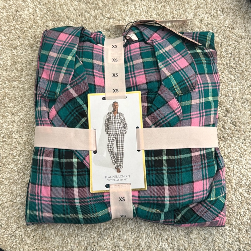 Victoria Secrets Flannel Long PJ’s